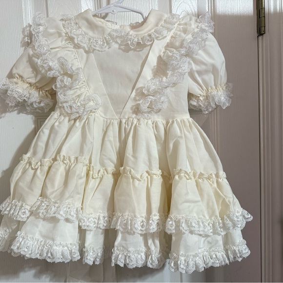 Vintage Miss Quality Ivory Lace & Ruffles Full Circle Pageant Party Dress - Picture 4 of 9